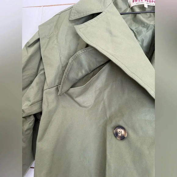 NWOT Free People Looking Glass Cropped Trench Coat in Loden color Small - Picture 11 of 14